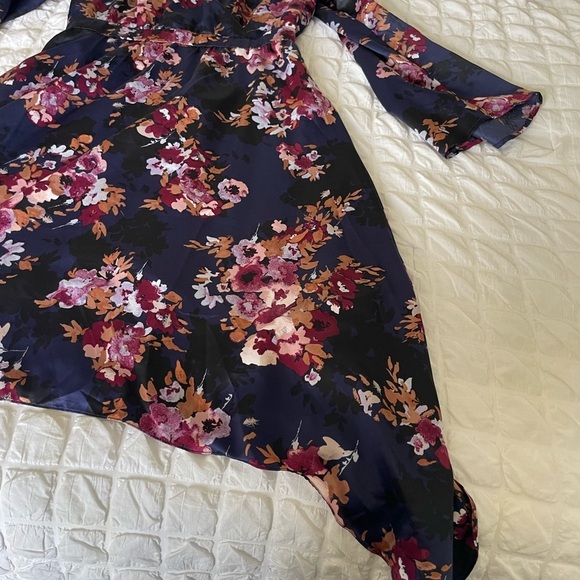 Lucky Brand Blue Floral Cold Shoulder Asymmetrical Dress - Picture 6 of 13
